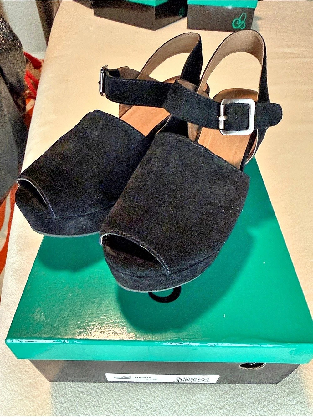 Chocolat Blu Black Buckle Platform Sandals Like New